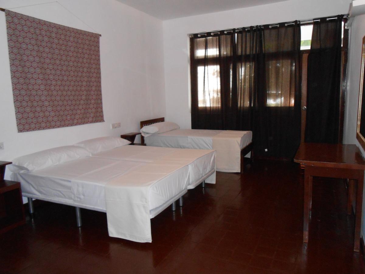 Coral Seas Beach Hikkaduwa Εξωτερικό φωτογραφία